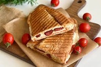 Sucuklu Sanayi Tost
