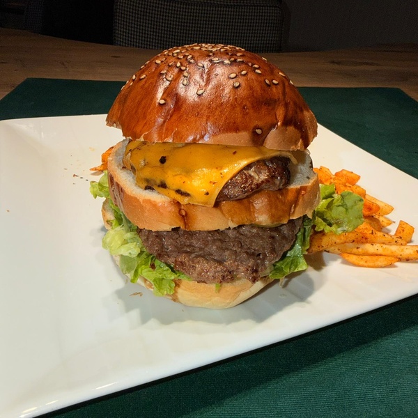 MareNN Burger