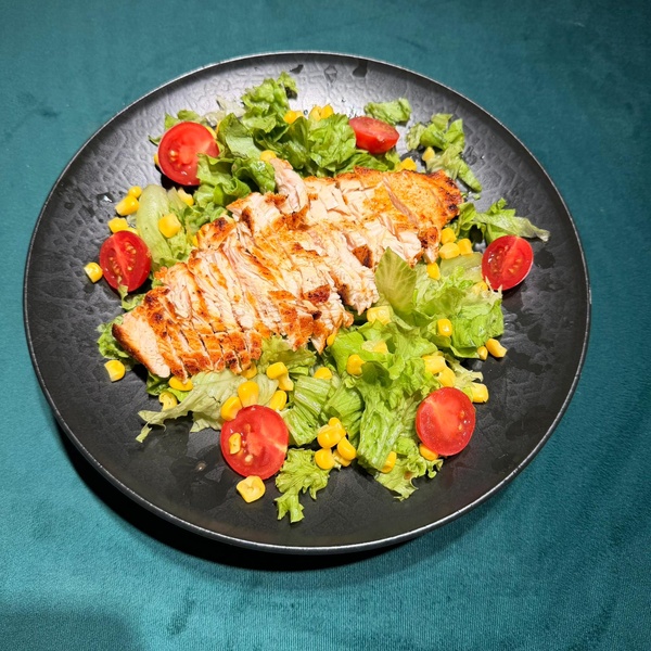 Tavuklu Salata